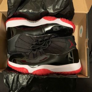 Air Jordan 11 Bred Men US 11